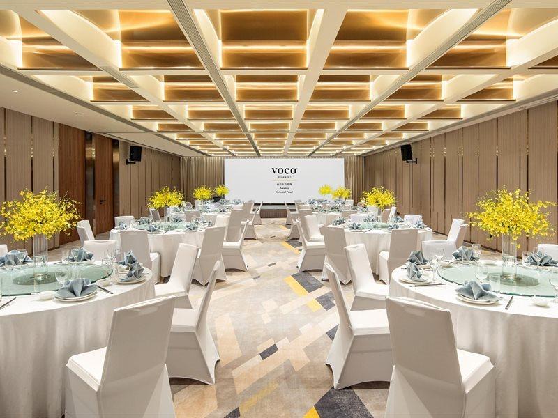 Voco Nanjing Oriental Pearl Otel Dış mekan fotoğraf